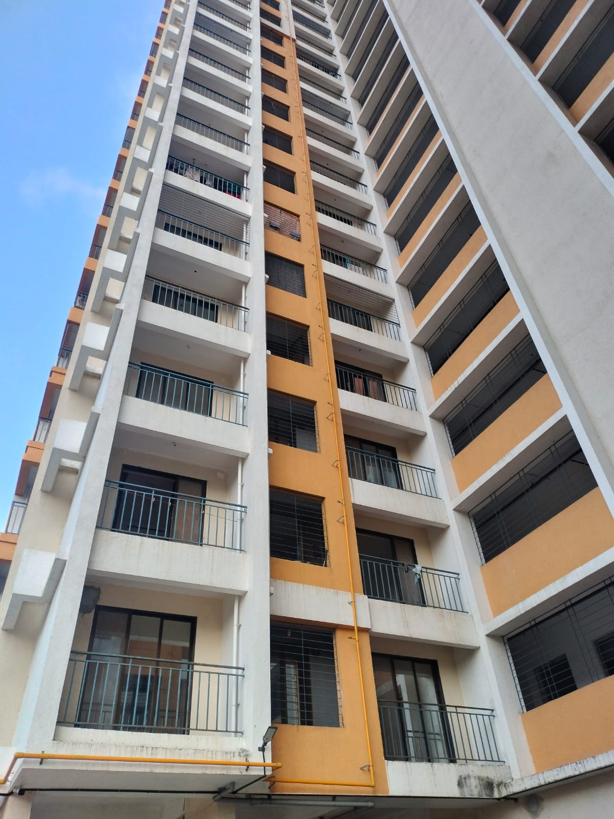 2 BHK Apartment For Rent in Tiara Hills