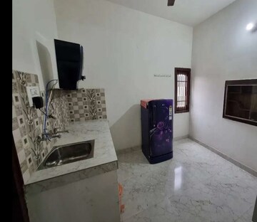Kitchen in 1 BHK Builder Floor at Sector 29 – for Rent