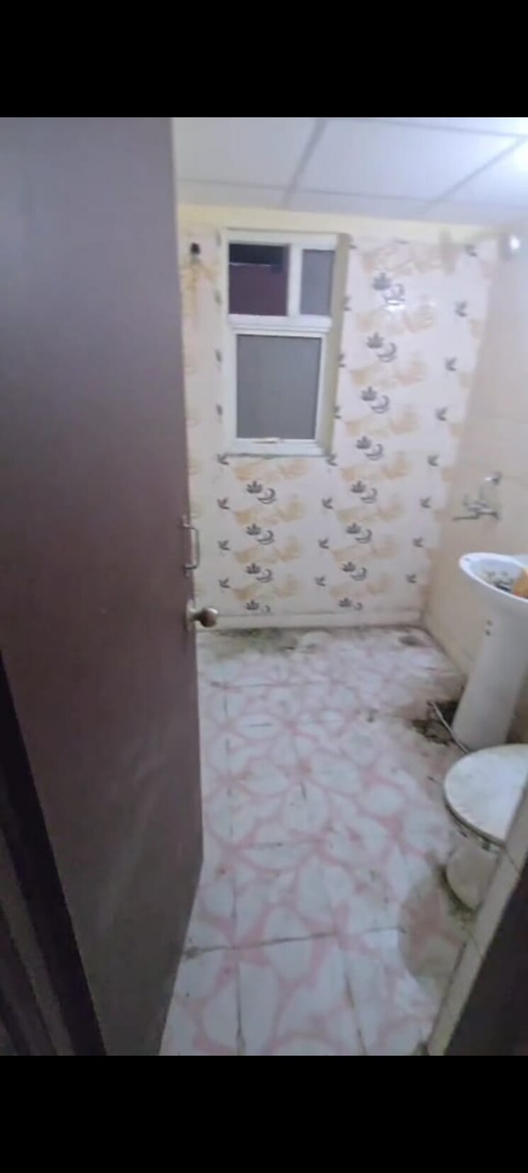 Bathroom, meenal-balmukund-residency 2 Bedroom 1065 Sq.Ft. Apartment In Raj Nagar Extension Ghaziabad 9125973