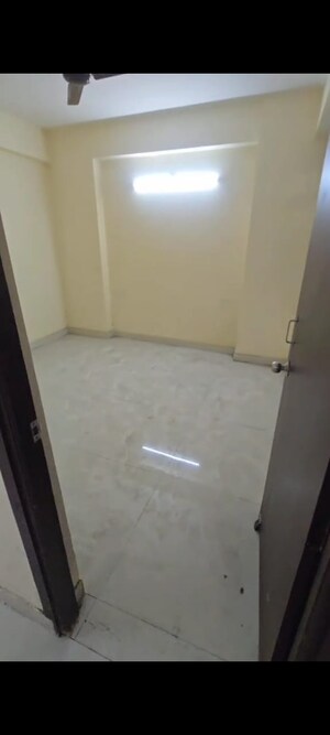 Room in 2 BHK Apartment at Meenal Balmukund Residency, Raj Nagar Extension – for Sale