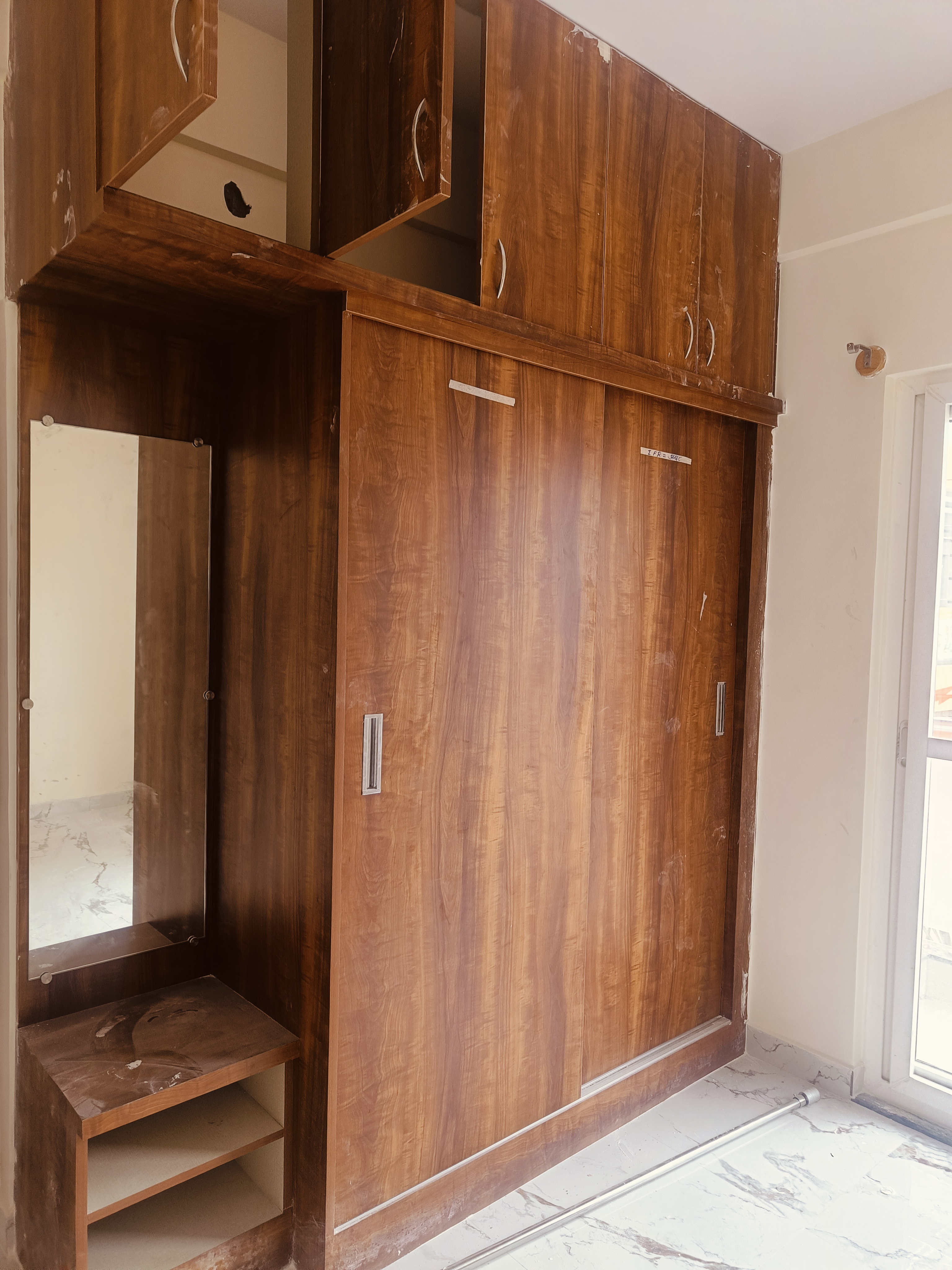 1 BHK + Study Room 850 Sq.Ft. Apartment in Corporate Sunrise