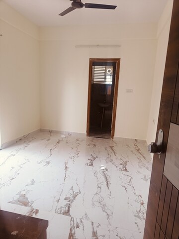 Room in 1 BHK Apartment at Corporate Sunrise, Gunjur Palya – for Rent