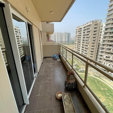 Balcony in 3.5 BHK Apartment at Express Zenith, Sector 77 – for Rent