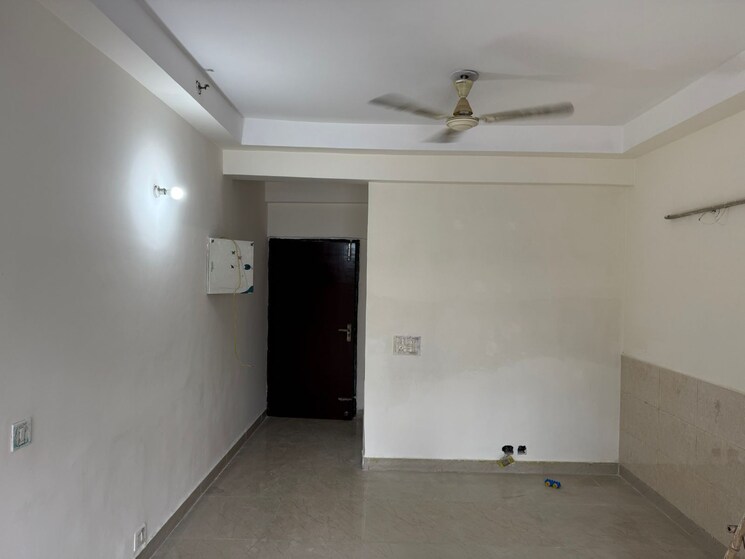 Room, amrapali-zodiac 3 Bedroom 1325 Sq.Ft. Apartment In Sector 120 Noida 9126021