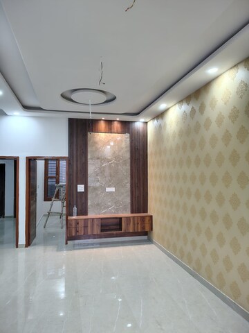 Room in 3 BHK Independent House at MS Enclave Zirakpur, Dhakoli – for Sale