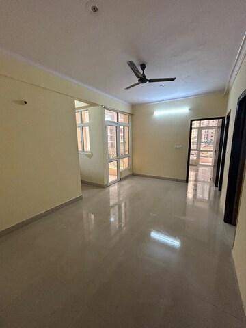 Room in 3 BHK Apartment at Amrapali Zodiac, Sector 120 – for Rent