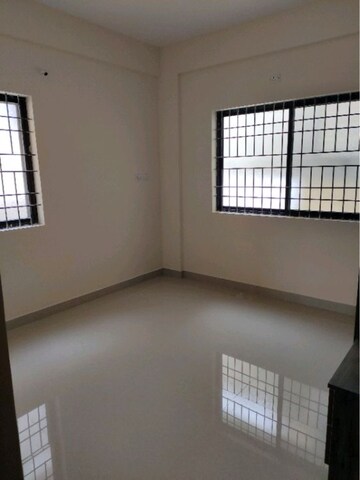 Room in 2 BHK Apartment at Hrbr Layout – for Rent