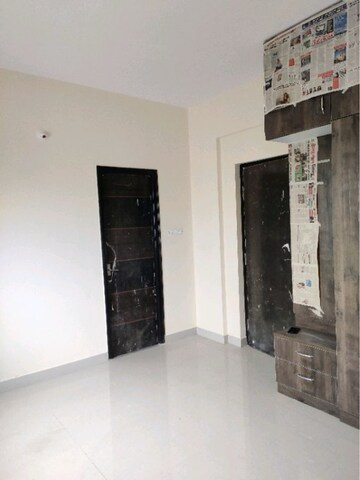 Room in 2 BHK Apartment at Hrbr Layout – for Rent