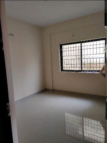 Room in 2 BHK Apartment at Hrbr Layout – for Rent