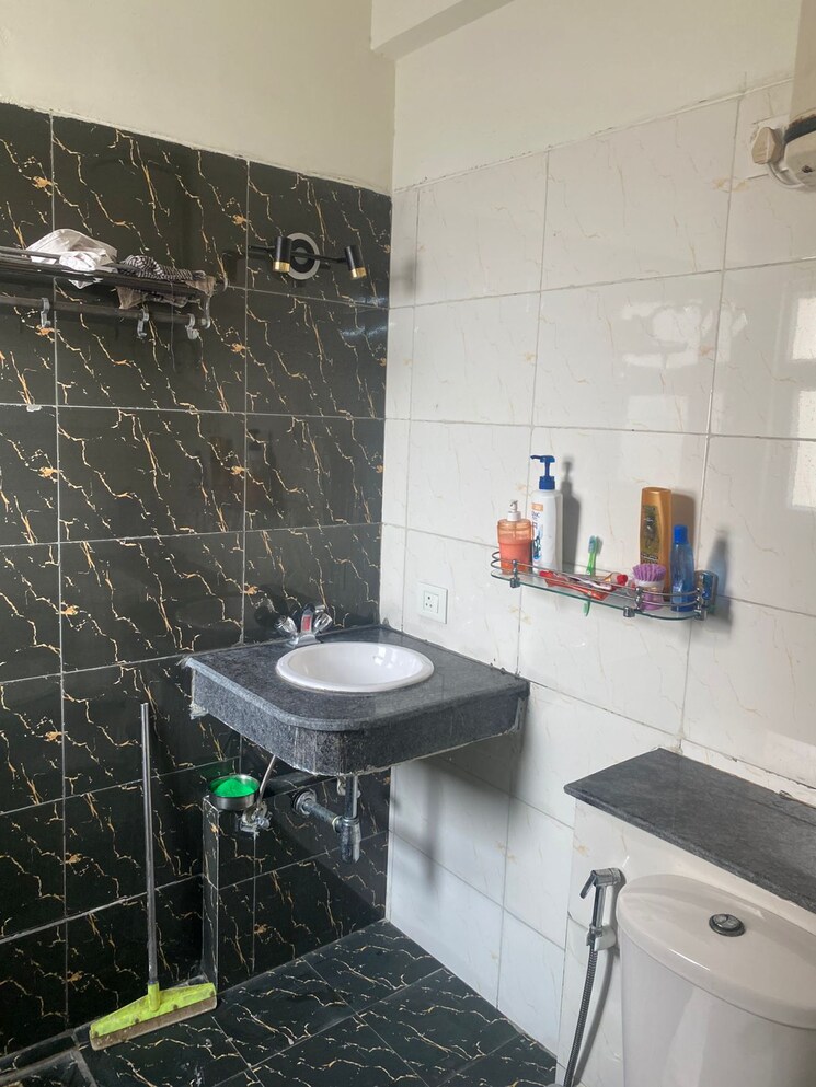 Bathroom, bptp-parkland-pride 3 Bedroom 644 Sq.Ft. Apartment In Sector 77 Faridabad 9126089
