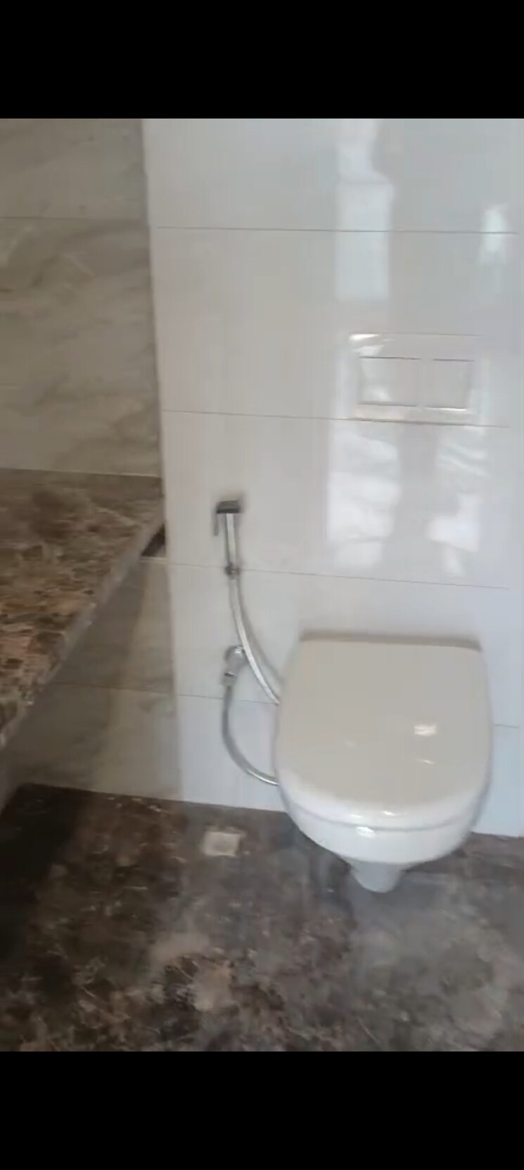 Bathroom, ekta-tripolis 3 Bedroom 1084 Sq.Ft. Apartment In Goregaon West Mumbai 9125881
