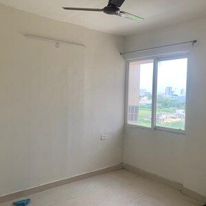 2 BHK Apartment For Sale in Signature Orchard Avenue 2, Hayatpur