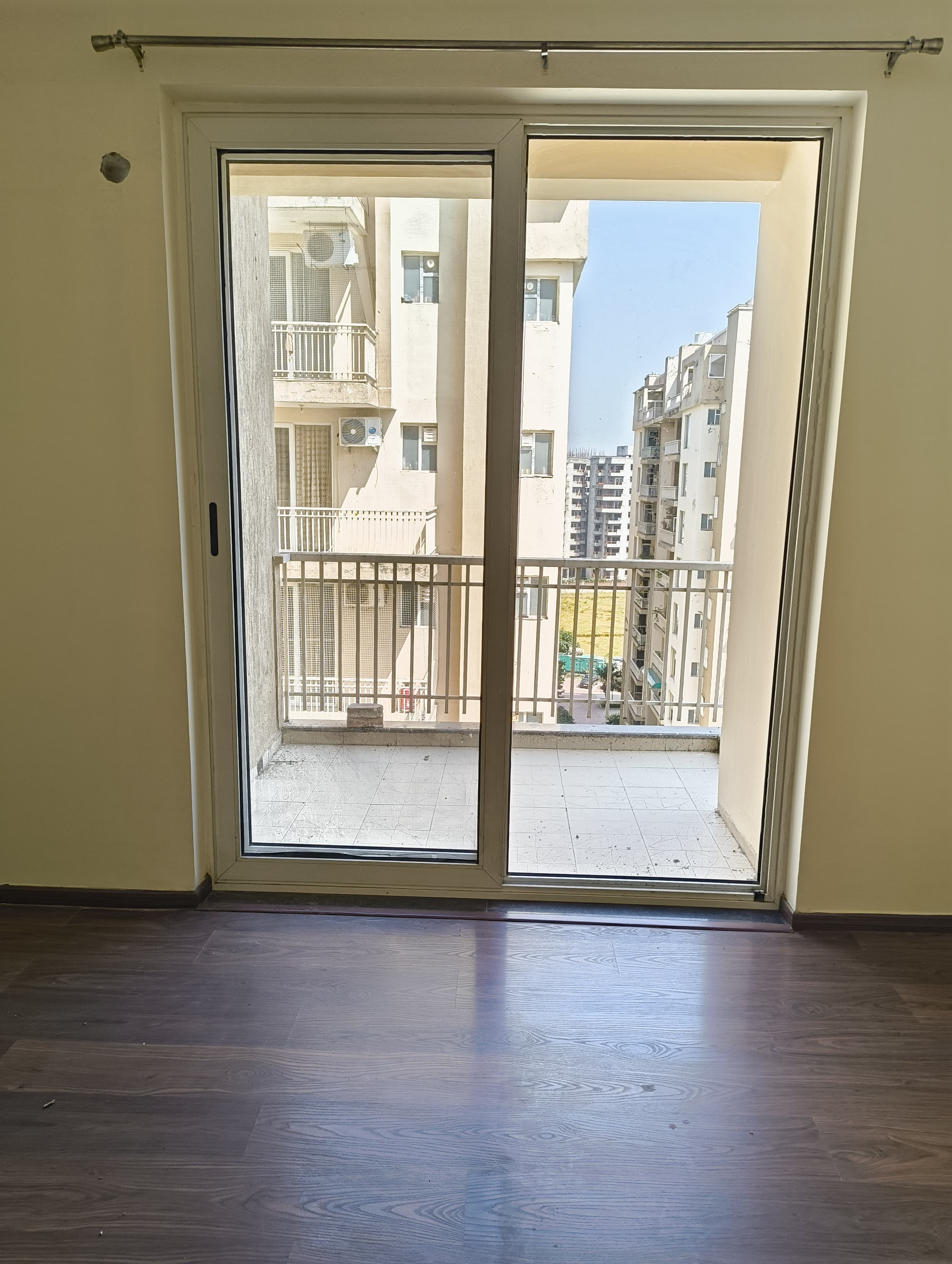 Room in 3 BHK Apartment at Sushma Crescent, Dhakoli – for Sale