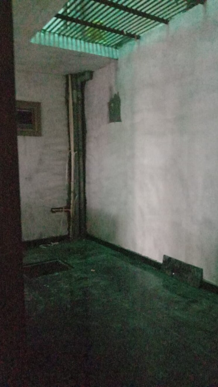 Room, avantika colony 4 Bedroom 270 Sq.Yd. Builder Floor In Avantika Colony Ghaziabad 9126145