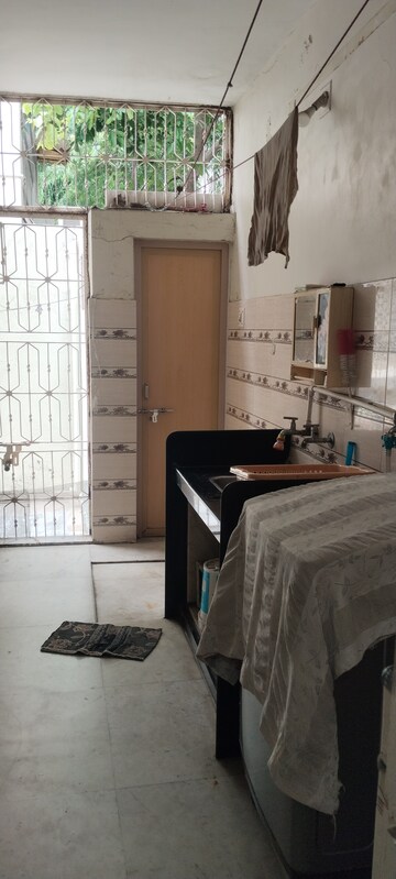 Kitchen in 4 BHK Villa at Bodakdev – for Sale