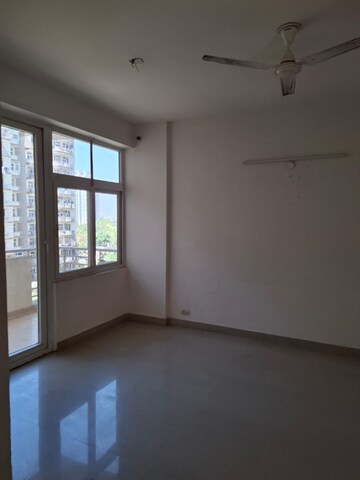 3 BHK Apartment For Rent in Tulip Petals, Sector 89