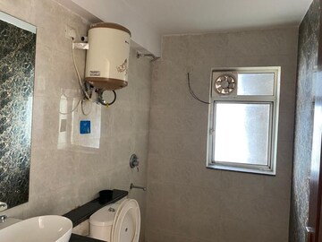 Bathroom in 3 BHK Apartment at Unitech Escape, Sector 50 – for Sale