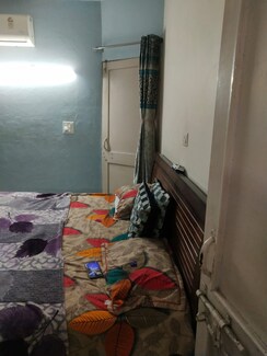 5 BHK + Pooja Room,Servant Room,Study Room,Extra Room Independent House For Sale in RWA Apartments Sector 47