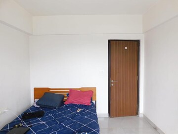 Bedroom in 2 BHK Apartment at Spenta Palazzio, Sakinaka – for Rent