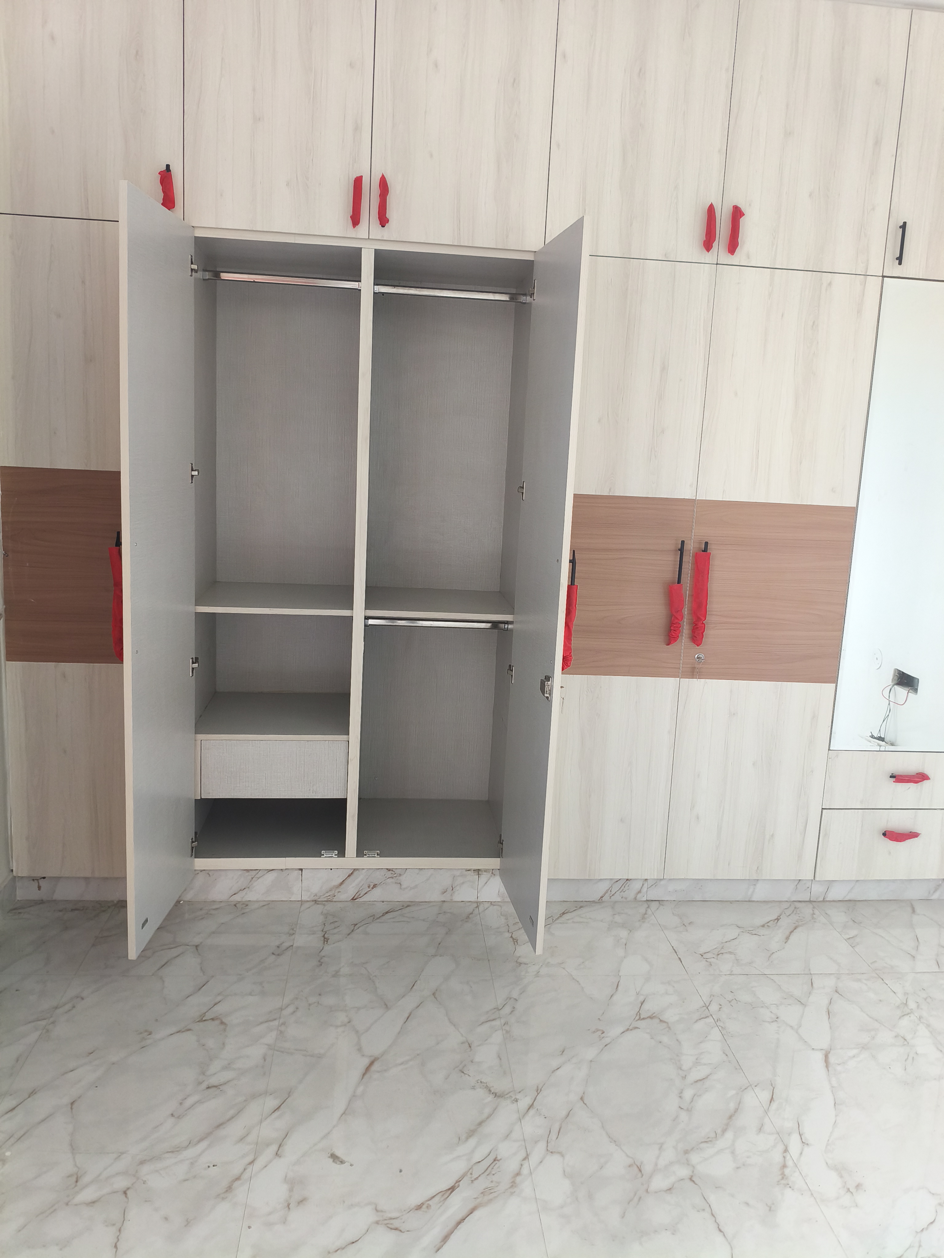 2 BHK Apartment For Rent in Wave Aranyam Valley