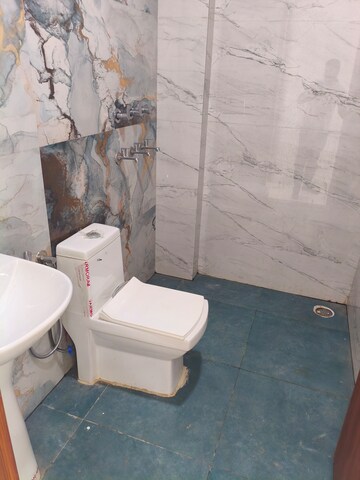 Bathroom in 2 BHK Apartment at Wave Aranyam Valley, Sector 2 Wave City – for Rent