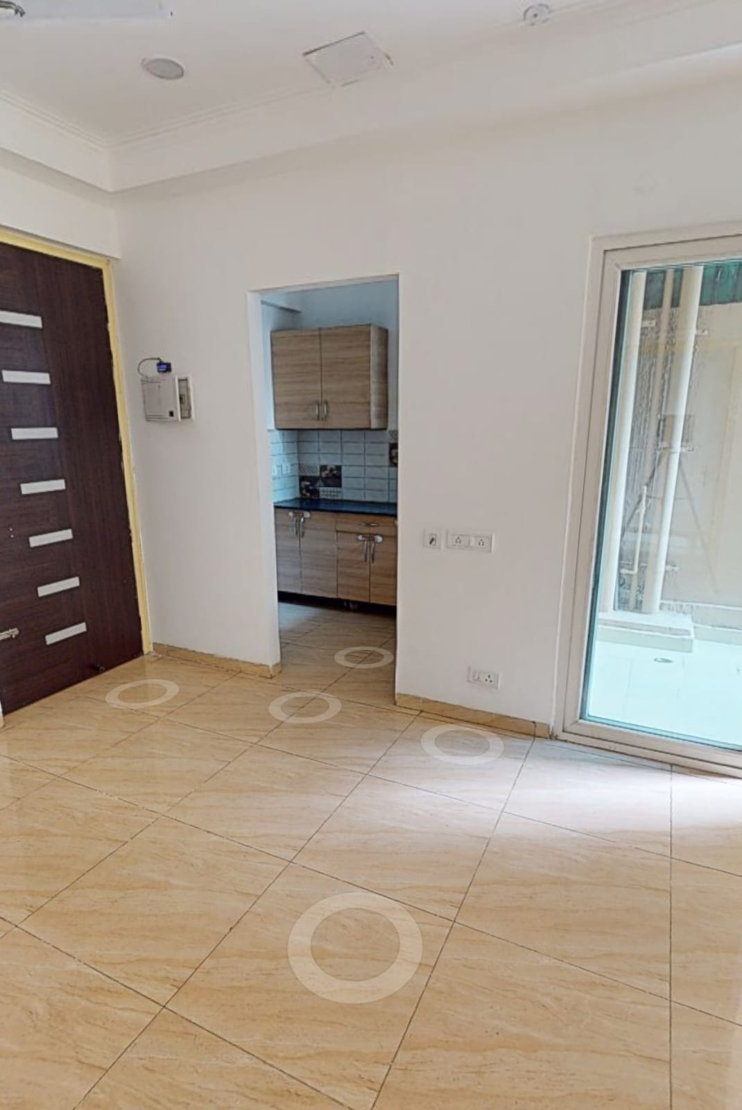 2 BHK Apartment For Sale in Gaur City 2 - 14th Avenue