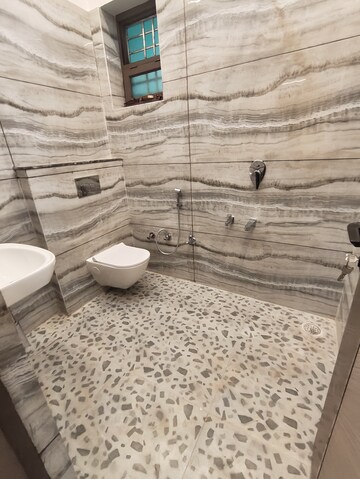 Bathroom in 3 BHK Villa at Jankipuram Extension – for Sale