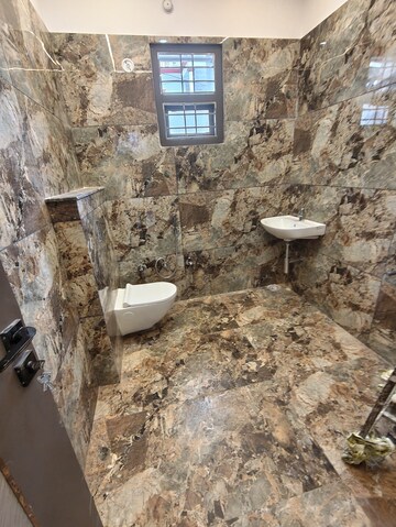 Bathroom in 3 BHK Villa at Jankipuram Extension – for Sale