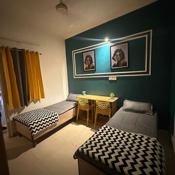 Bedroom in  Pg at Sector 63 – for Rent