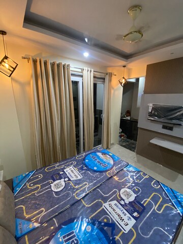 Bedroom in 2 BHK Builder Floor at SAS Tower, Sector 38 – for Rent