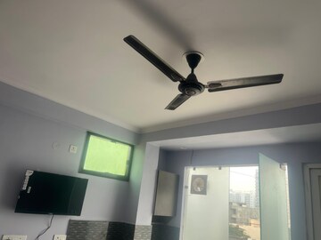 Furnished Amenities in 1 RK Apartment at Vipul World Floors, Sector 48 – for Rent