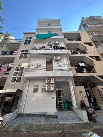 1 RK Apartment For Rent in Vipul World Floors, Sector 48