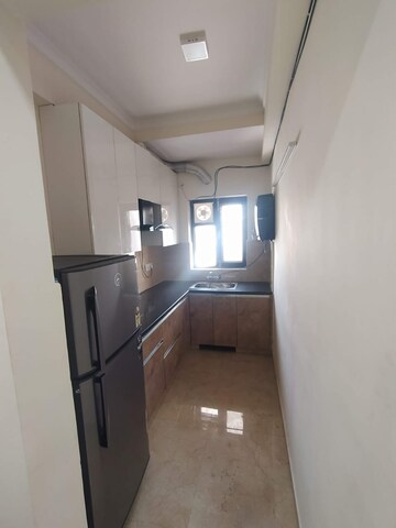 Building Lobby in 2 BHK Builder Floor at Ardee City, Sector 52 – for Rent