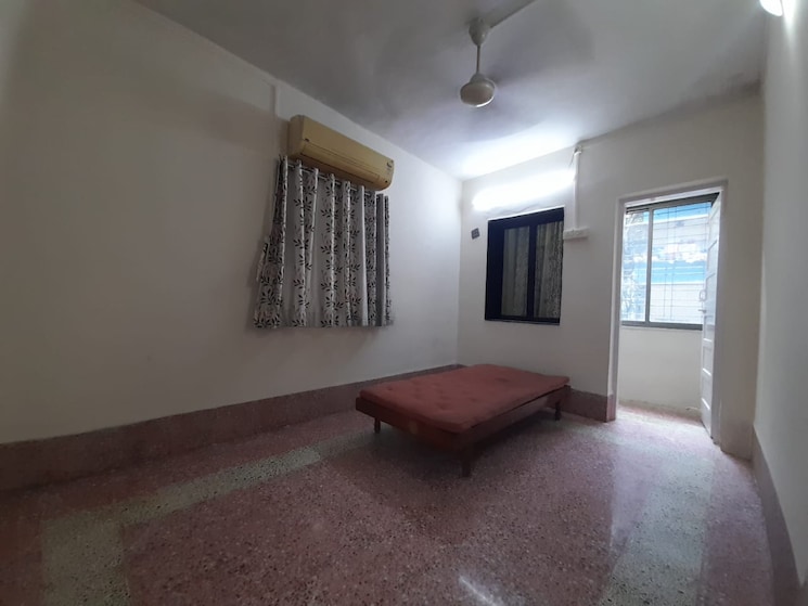 Room, goregaon east 2 Bedroom 750 Sq.Ft. Apartment In Goregaon East Mumbai 9126316