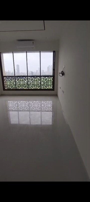 2 BHK Apartment For Rent in Alamdar The Auro, Lower Parel