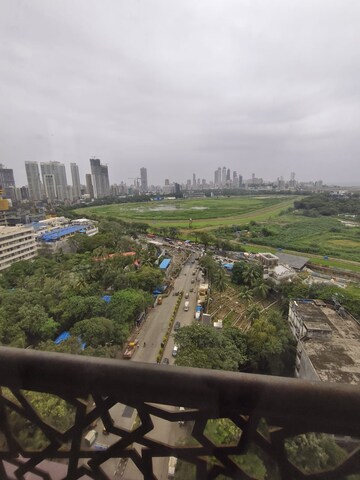 Plot Area in 2 BHK Apartment at Alamdar The Auro, Lower Parel – for Rent