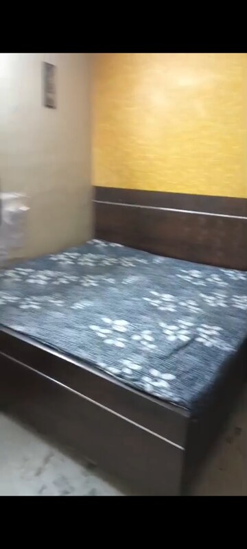 Furnished Amenities in 2 BHK Builder Floor at Rohini Sector 16 – for Rent