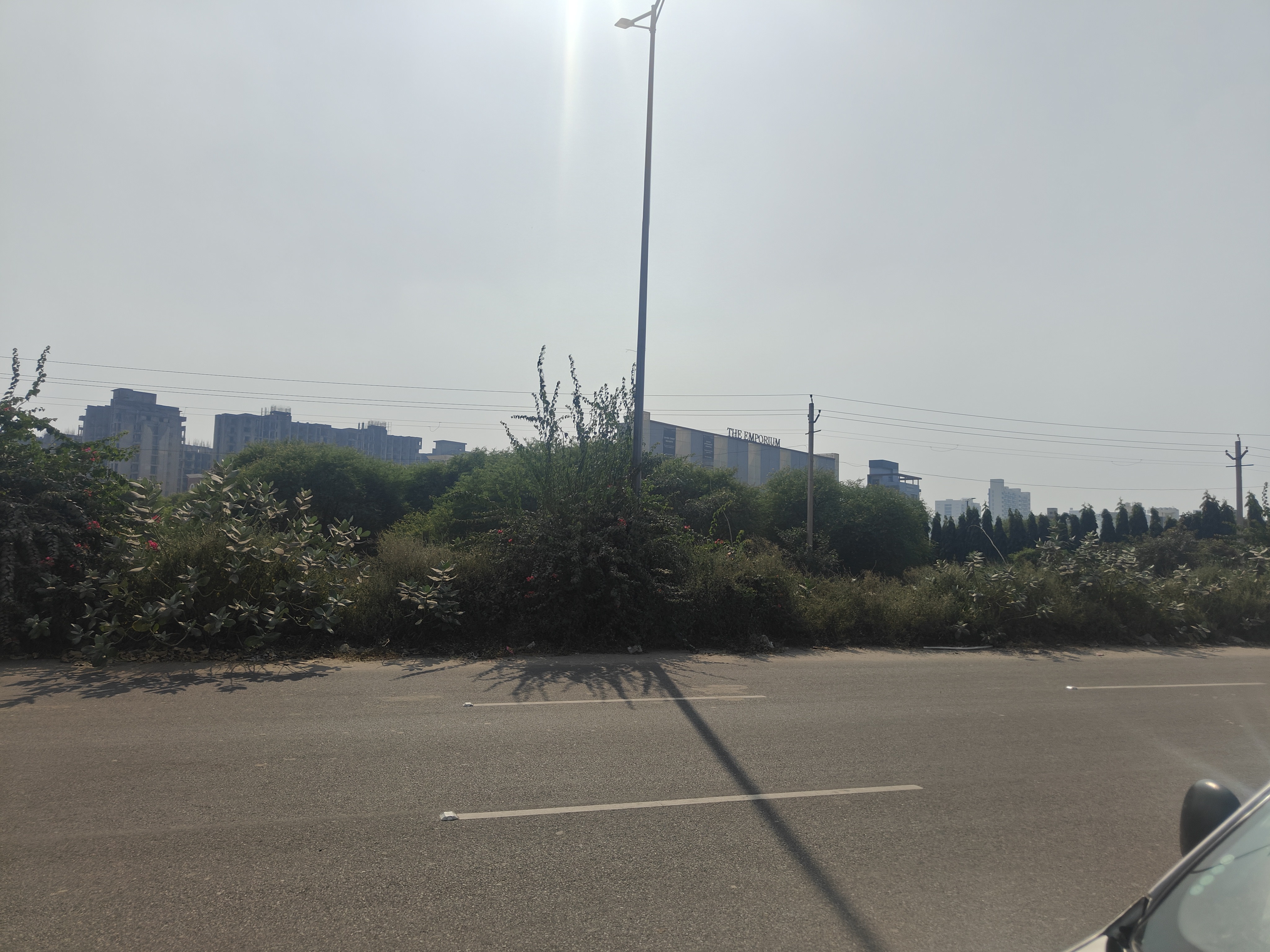 Plot For Sale in Sector 76