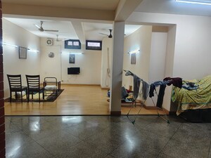 Living Room in 6+ BHK Independent House at RWA Apartments Sector 19, Sector 19 – for Sale