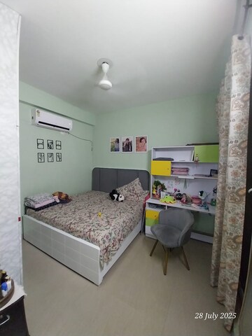 Bedroom in 3.5 BHK Apartment at Uppal Plumeria Garden Estate, Omicron Iii Greater Noida – for Sale