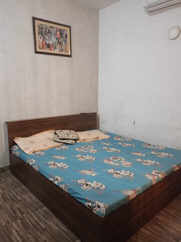 Bedroom in 3.5 BHK Apartment at Uppal Plumeria Garden Estate, Omicron Iii Greater Noida – for Sale