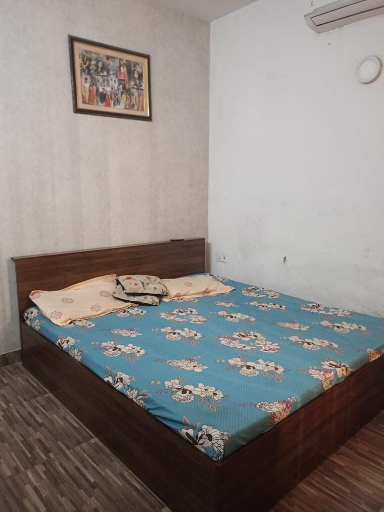 Bedroom, uppal-plumeria-garden-estate 3.5 Bedroom 1875 Sq.Ft. Apartment In Omicron Iii Greater Noida Greater Noida 9126403