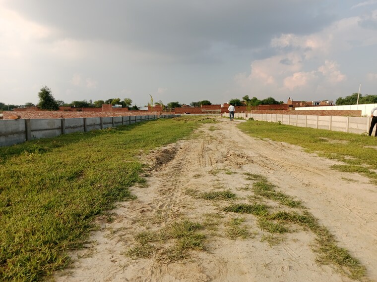 undefined, laramda  81 Sq.Yd. Plot In Laramda Agra 9126421