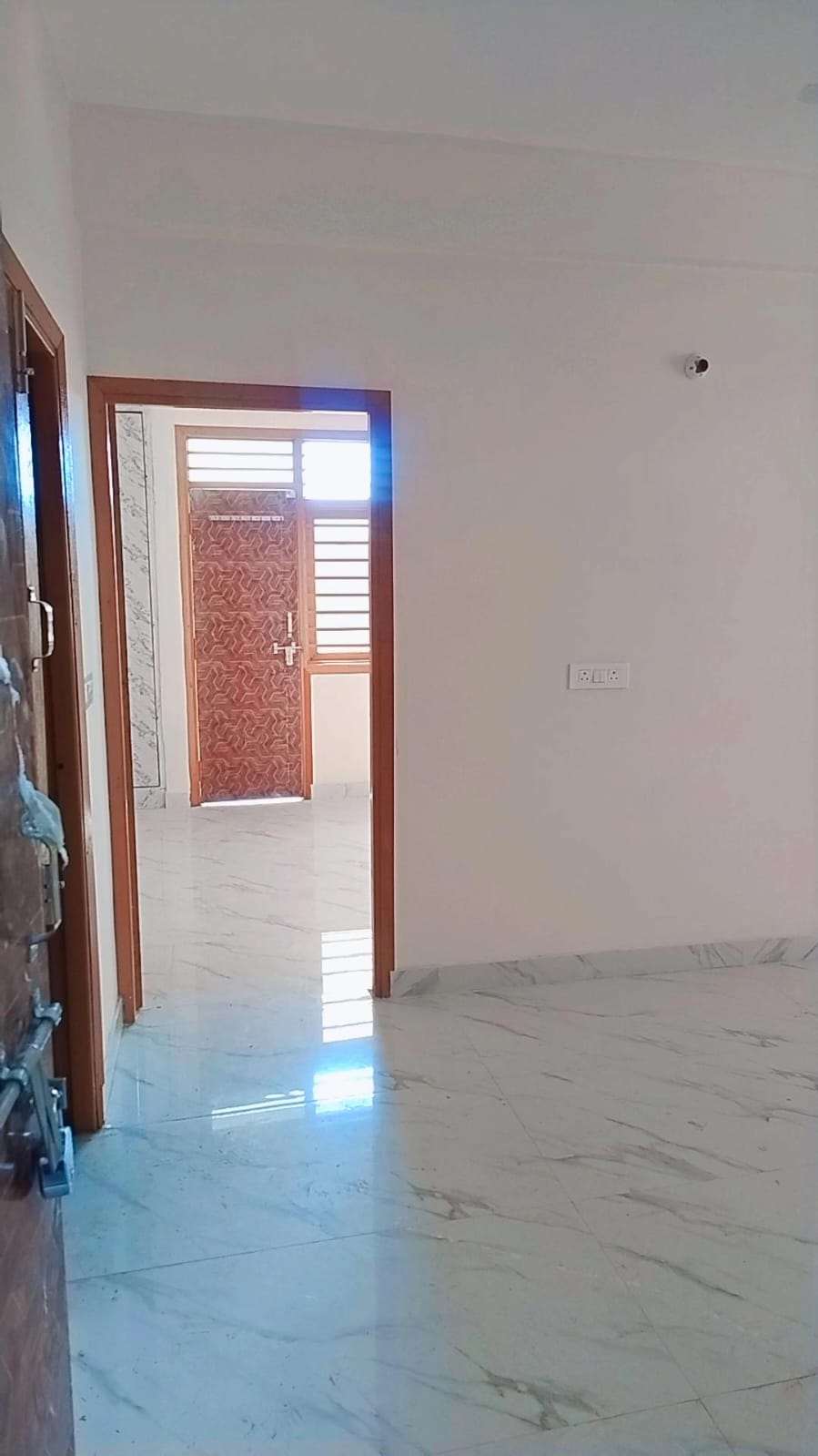 1 BHK Builder Floor For Rent in Saket