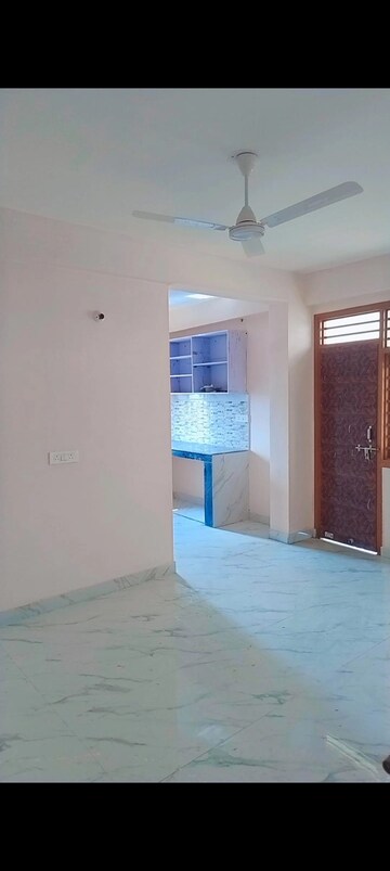 Room in 1 BHK Builder Floor at Saket – for Rent