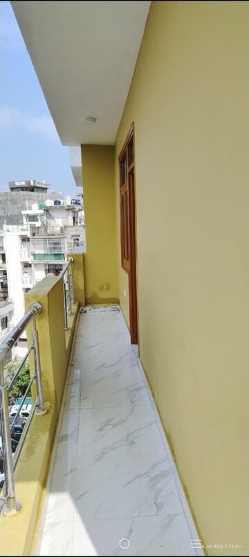 Balcony in 1 BHK Builder Floor at Saket – for Rent