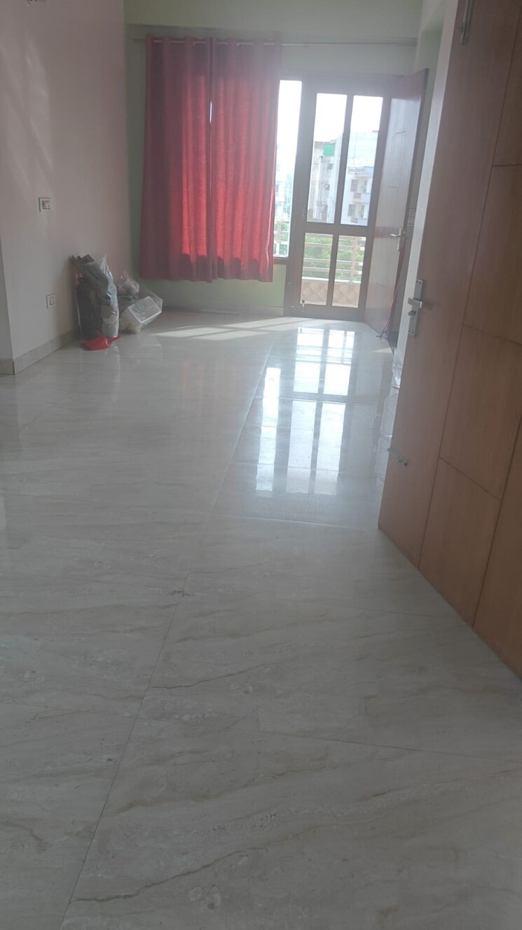 Room, ardee-mall 3 Bedroom 1550 Sq.Ft. Apartment In Sector 52 Gurgaon 9126454