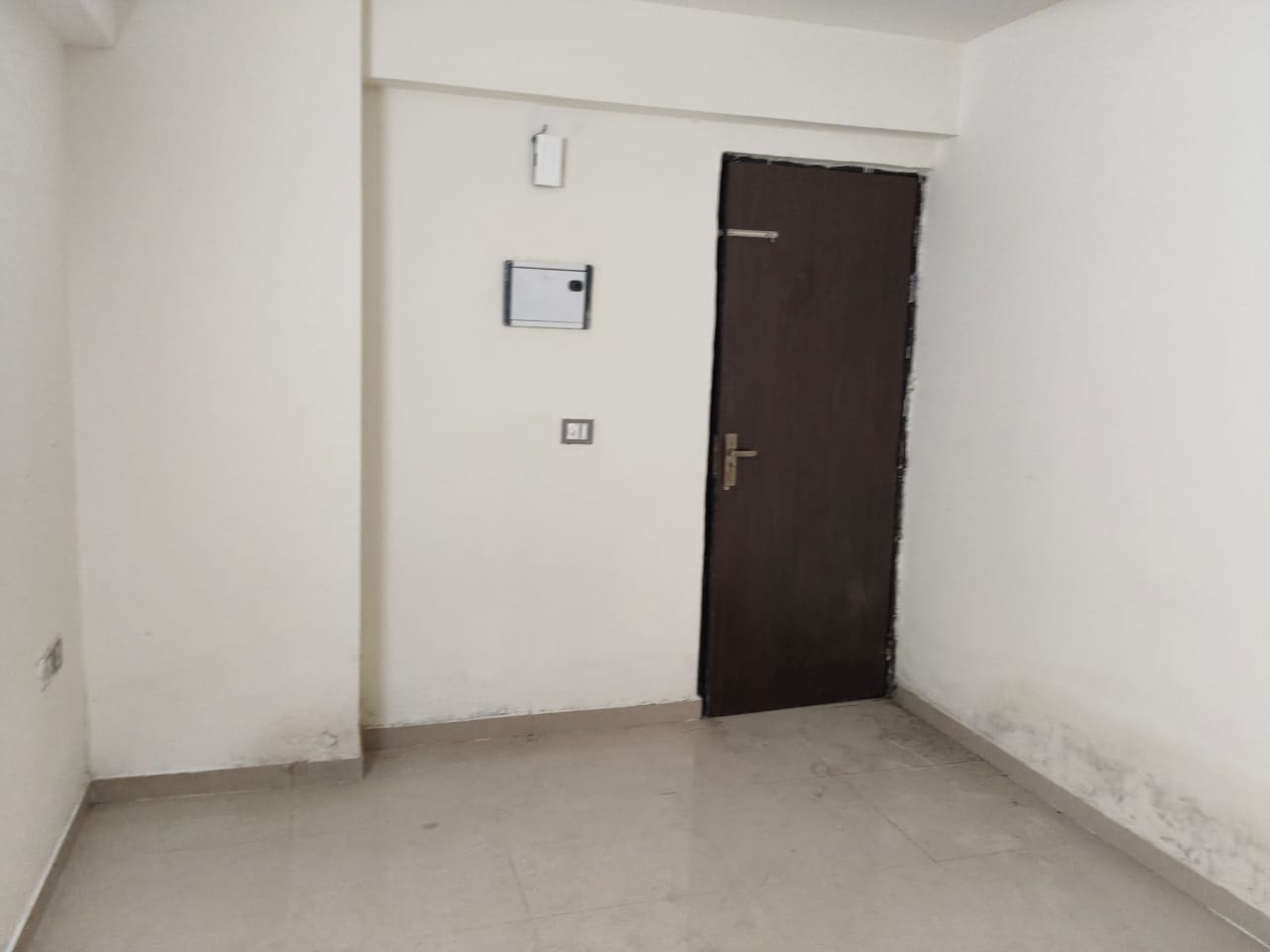 2 BHK + Pooja Room Apartment For Rent in Signature Global City