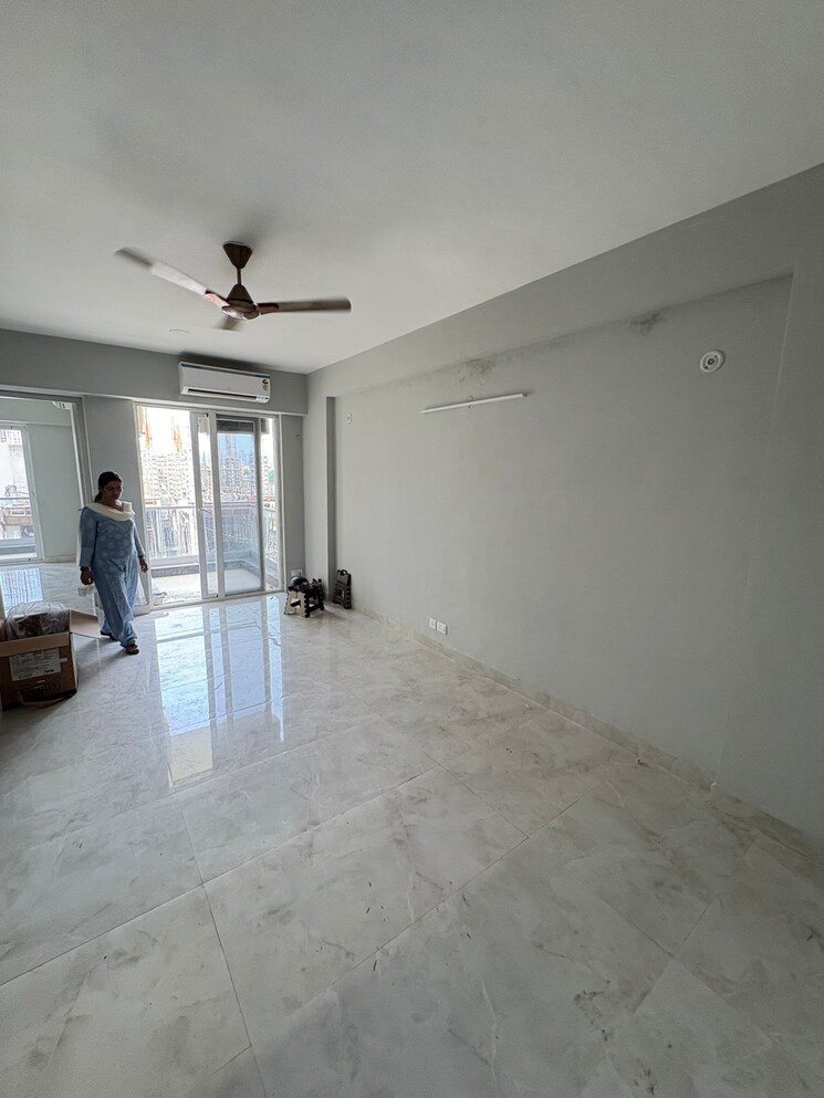 Room, paras-dews 4 Bedroom 2355 Sq.Ft. Apartment In Sector 106 Gurgaon 9126539