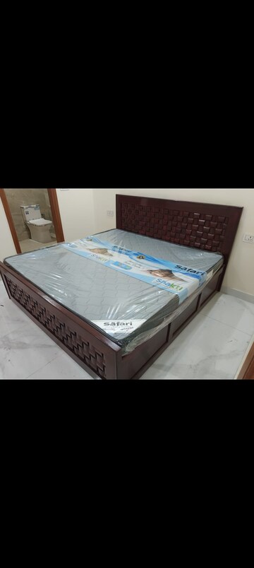 Bedroom in 2 BHK Builder Floor at Saket – for Rent